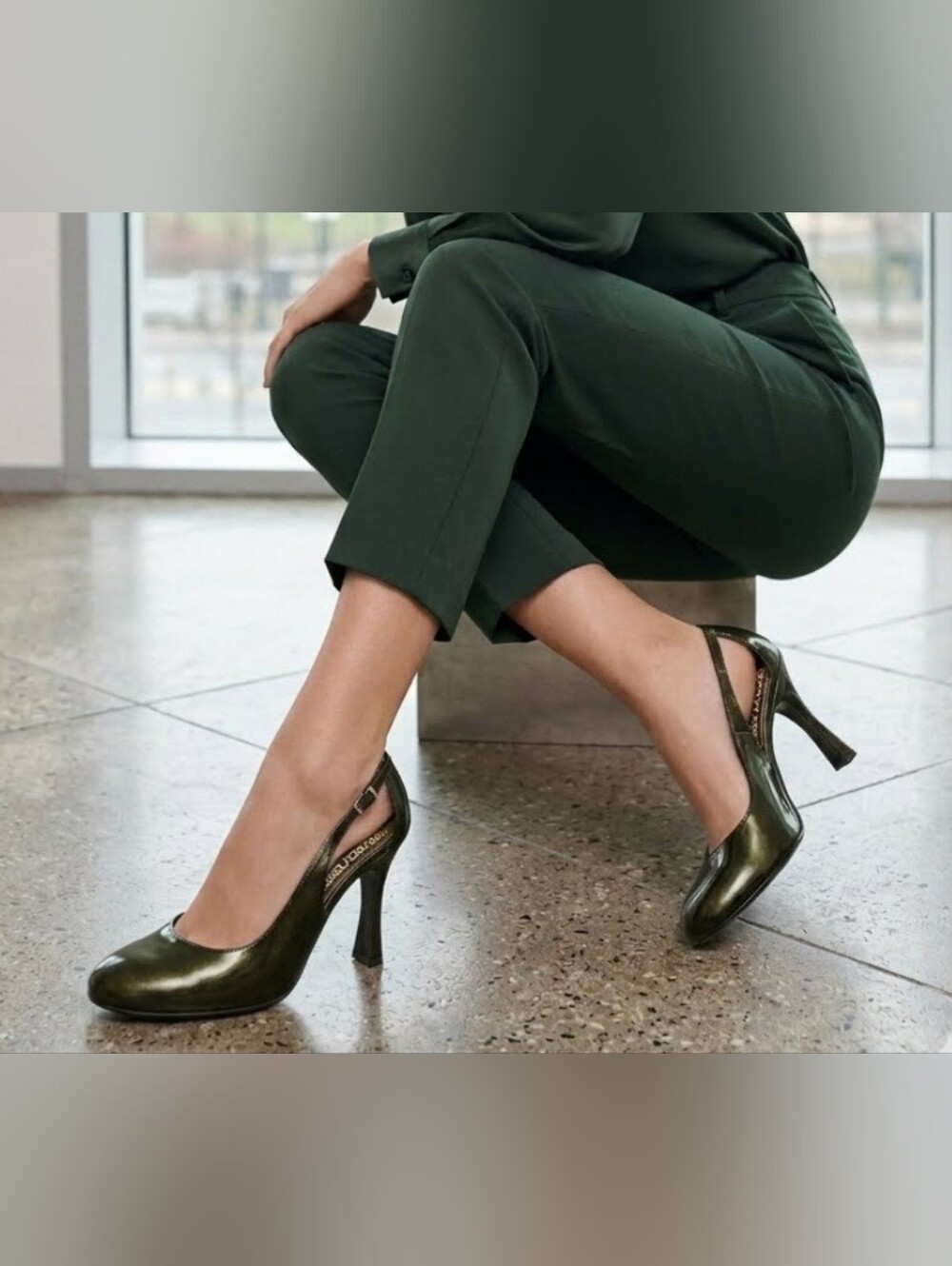 Sergio Rossi Women's Heels, Size 8.5. Metallic Olive Green. Vintage